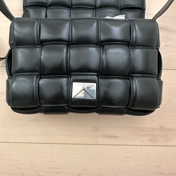 Botttega Veneta Black Padded Cassette bag - Picture 7 of 9